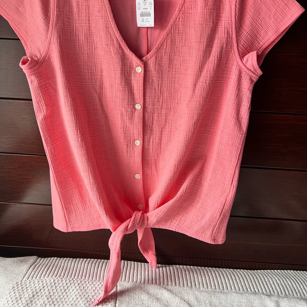 🤎2/15 J. Crew. Short sleeve, front knot shirt.